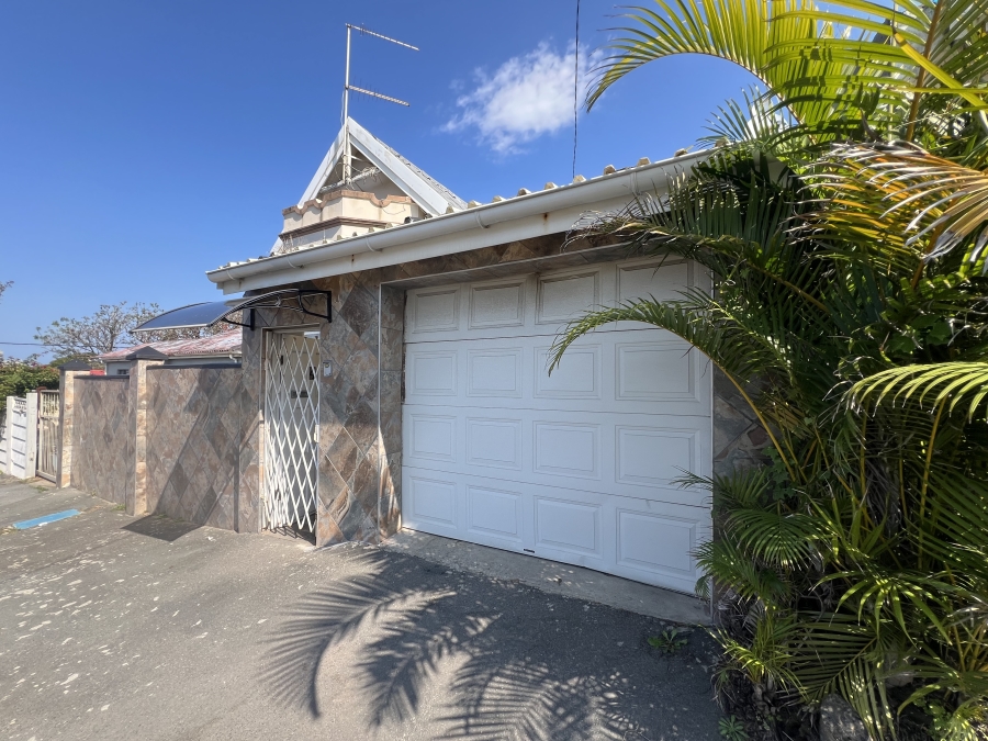 3 Bedroom Property for Sale in Quigney Eastern Cape